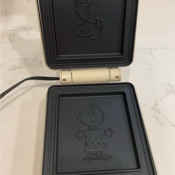 Sandwich make with peanut kitchen - Picture 3 of 3